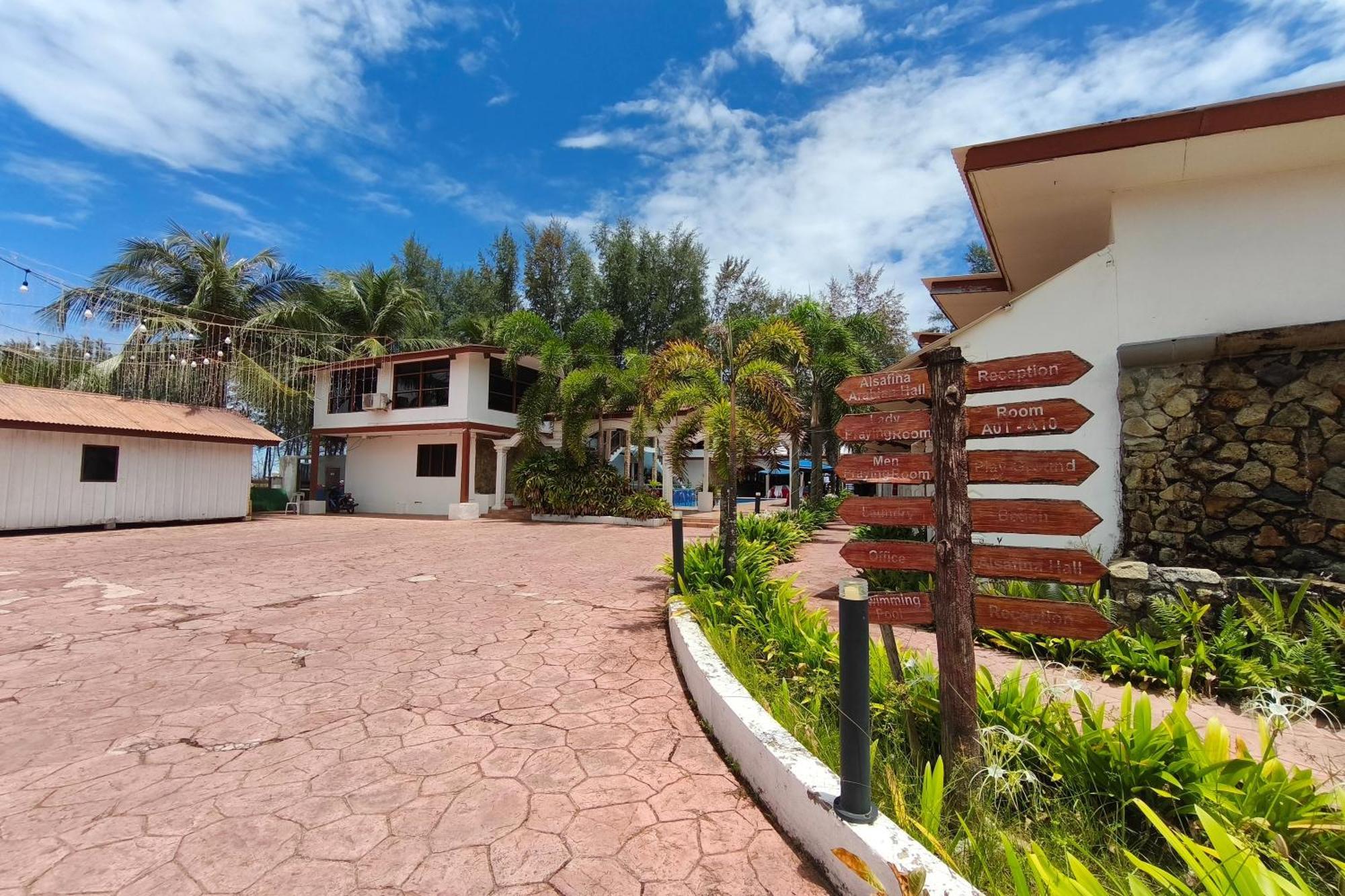 Alsafina Kijal Beach Resort & Restaurant Exteriér fotografie