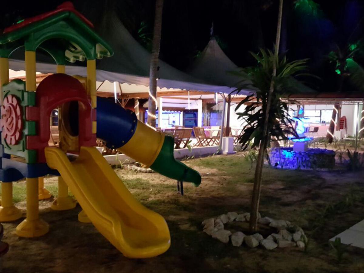 Alsafina Kijal Beach Resort & Restaurant Exteriér fotografie